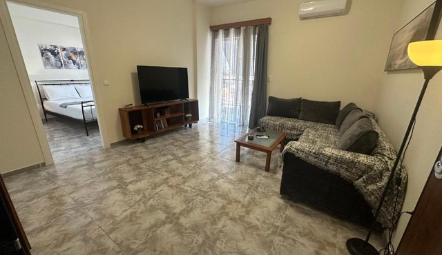 EliasNest Ermis - Φωτεινό και μοντέρνο διαμέρισμα στο κέντρο της Καλαμάτας