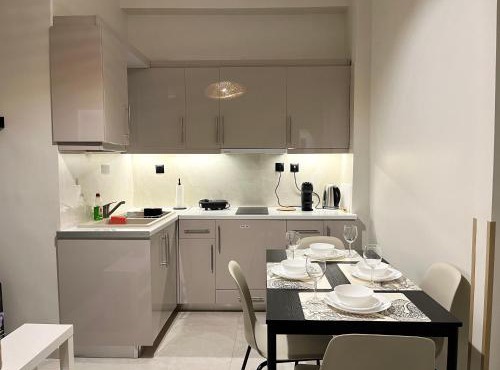 Entire 2 Bedroom Apartment in Athens City Center
