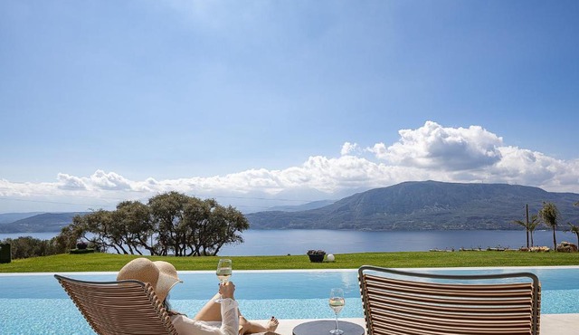 Etheria Elli Villa, Retreat to Ethereal Luxury and Wellness by etouri