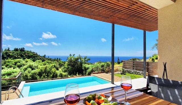 euphoria villas - Gaia & Aura