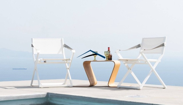Fantastic villa with a swimming pool, beautiful garden and a panoramic sea view