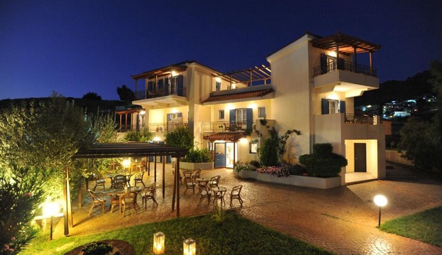 Fereniki Lemnos Suites