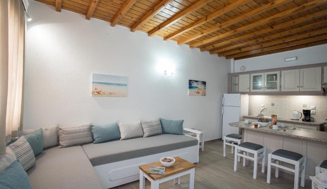 Filoxenia Apartments