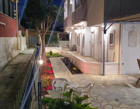 GLIPTIS Apartments