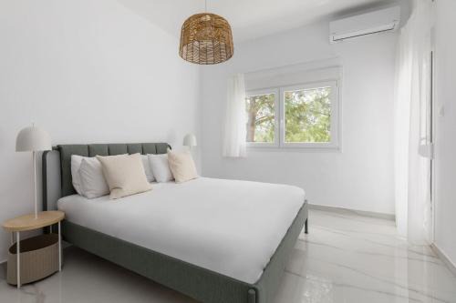 Glow Apartments, in Peraia Beach