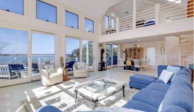 Gorgeous 4BR/3BA Wellfleet Cove-view home with Amazing Sunsets and Bay Views in Wellfleet