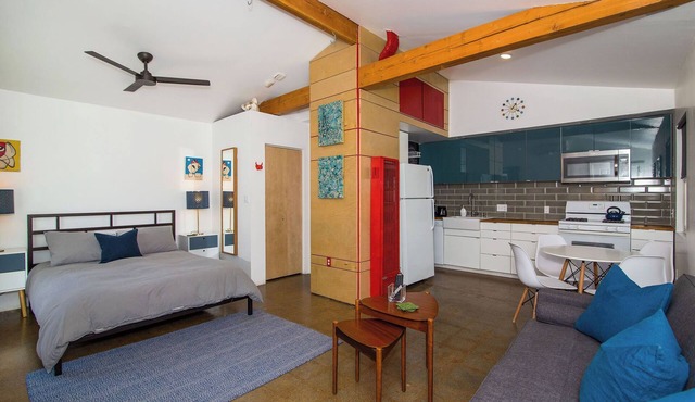 Gorgeous Modern Studio Close to ALL Metro Areas in San Diego