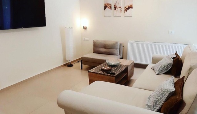 Green View Apartment