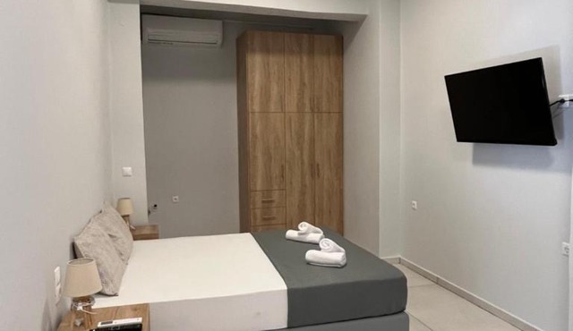 Hermanos City Apartment's