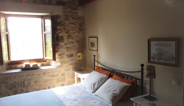 Holiday House in Leonidio with Large Garden