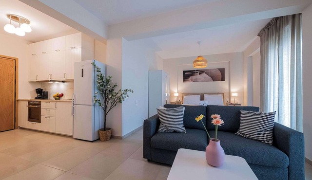 Home Easy Kalamata, Central Space, PriveParking A2