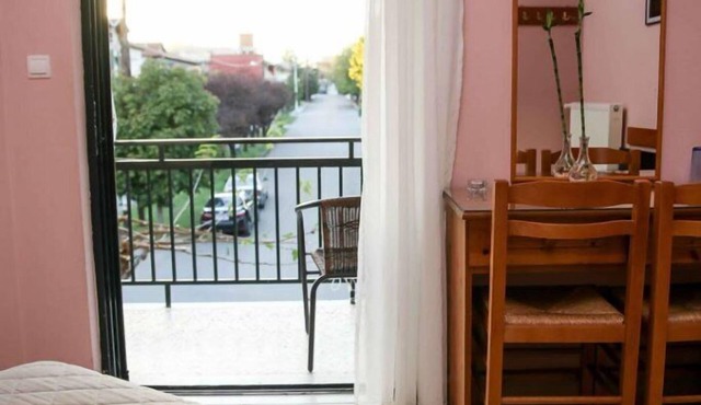 Hotel Anixis