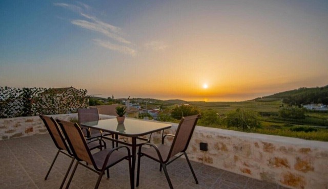 Iliovasilema Holiday Home with Sea View, Wi-Fi, and Air Conditioning
