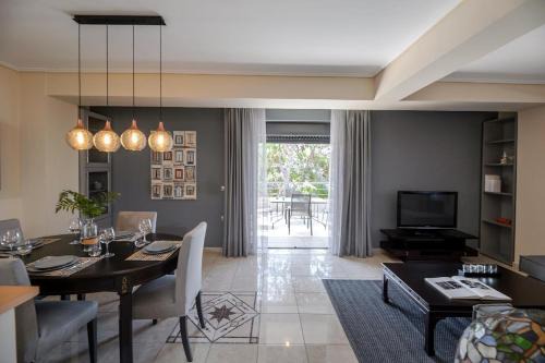 Lagonisi luxurious residence Nelly's Jacuzzi house