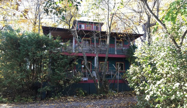 Lake Champlain Charming Cottage in Ferrisburgh
