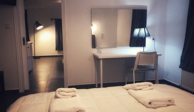Leonidaion Guest House