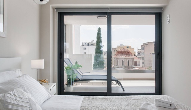 Liberty's Canvas - Balcony Suite near Acropolis