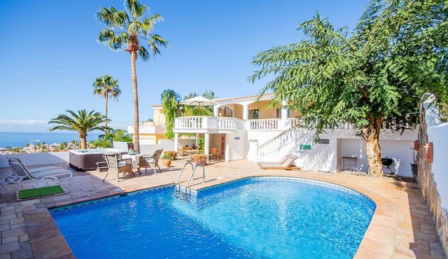 Luxe villa in Callao Salvaje