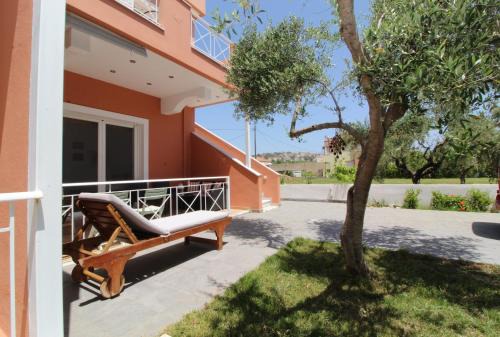 Malvazios Mavrovouni Beach House Right