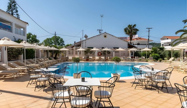 Metaxa One-Bedroom 12 Apartment with Shared Pool, Wi-Fi, and Air Conditioning