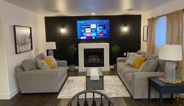 Mimi’s Hive Spacious 6 bed 5 bath home Pendleton , Oregon in Pendleton