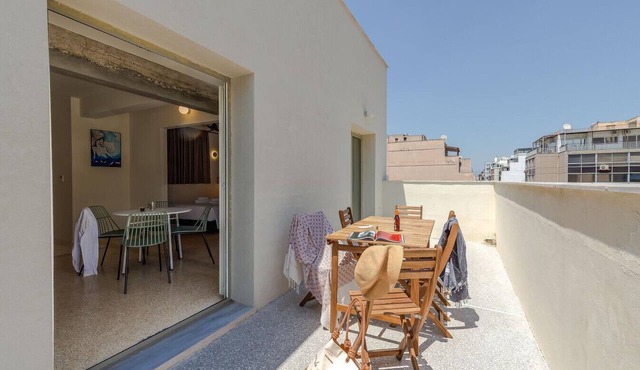Mooeve Psyri - Apartment Two-bedroom with terrace