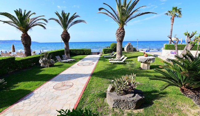 Nadia's Studios & Apartments in Argasi, Sea-View