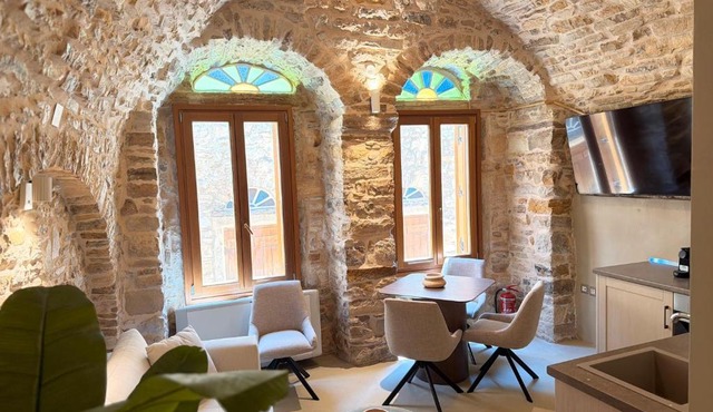 Opus Luxury Maisonette