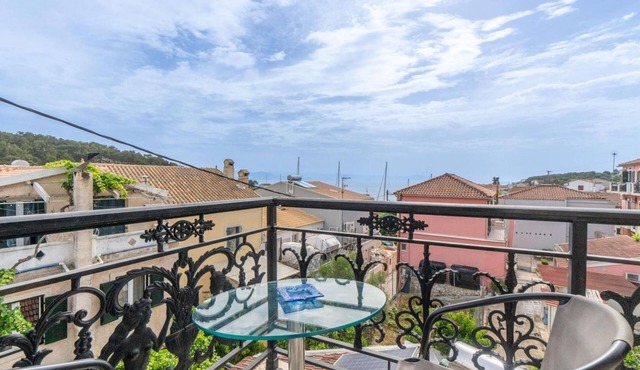 Paxi Apt in Gaios with 1 bedrooms and 1 bathrooms