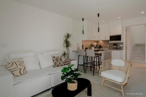 Relaxury Villa I