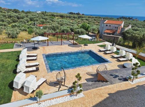 Resort Finikas