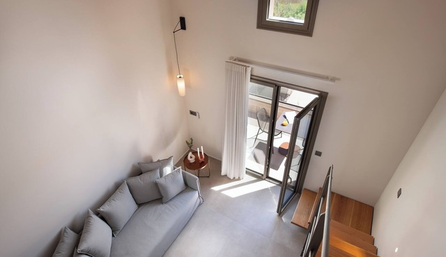 Reveli Suites
