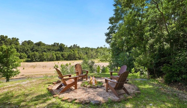 River Ranch - Secluded Outdoor Oasis in Colcord