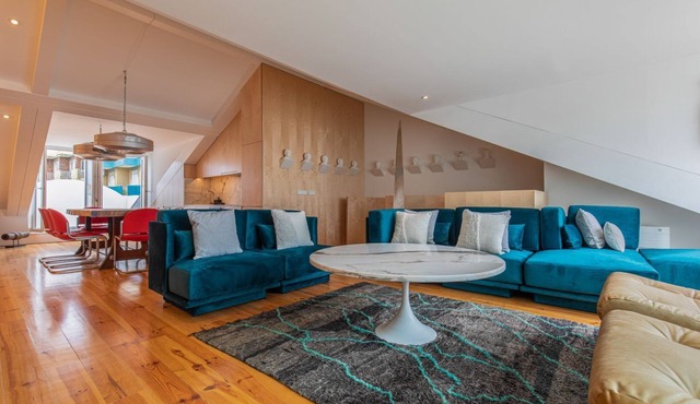 Rooftop Saudade - Four Bedroom Villa, Sleeps 8 in Lisboa