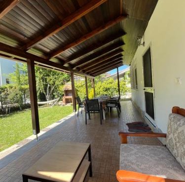Seaside Cottage with Garden in Golem