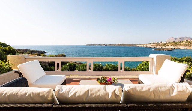 Seaside Escape a few steps away from a private sea cove and near amenities