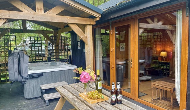 Seil Log Cabin - sleeps 5 guests in 2 bedrooms in Taynuilt