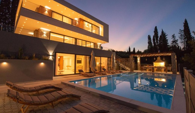 Seren Luxury Villa precious new build gem close to everywhere in Corfu