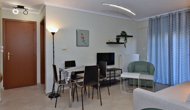 Serenity Apartment by RentalsPro - Nea Moudania