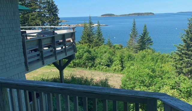 Small Point Harbor property with beach access in Phippsburg