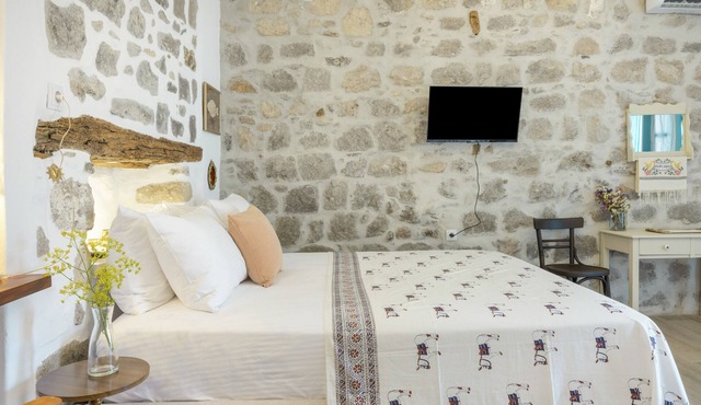 Sokaki Patmos traditional house