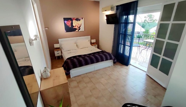 Spasmata Village - Cozy Apartments Sea View Next to Beach Only Adults No Kitchenette