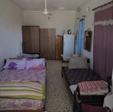 Studio 4 personne vue sur la mer