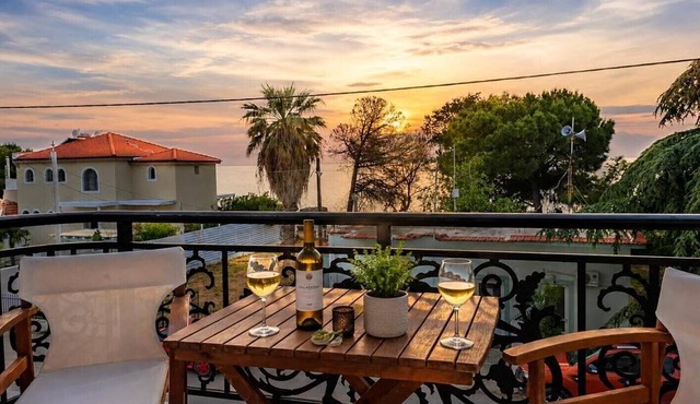 Studio Apartment 'Chrissi 103' with Sea View, Wi-Fi and Air Conditioning