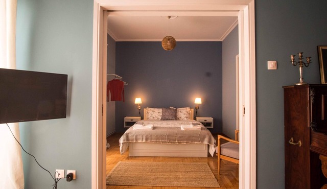 Sunny&Happy Historic Center 3bdrms 2baths+balcony