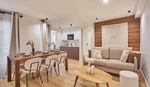 Superb Apartment Center of Paris by Studio prestige in Paris