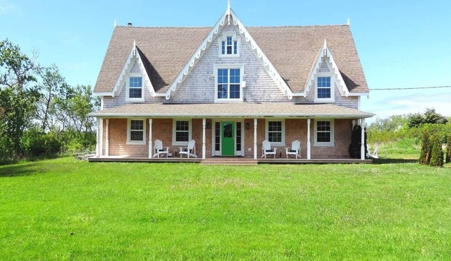 Sutherland House Seaview, Avon in Green Gables