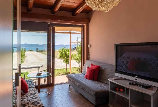 Thoricus Studio by the Beach