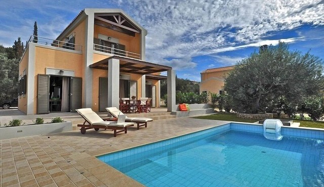 Two-bedroom luxury villa with private pool near Argostoli