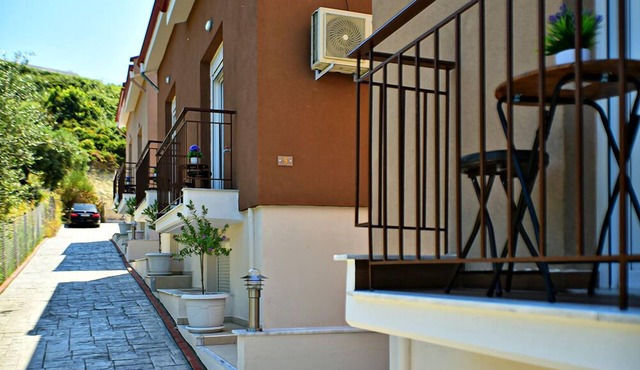 Valery Apartments